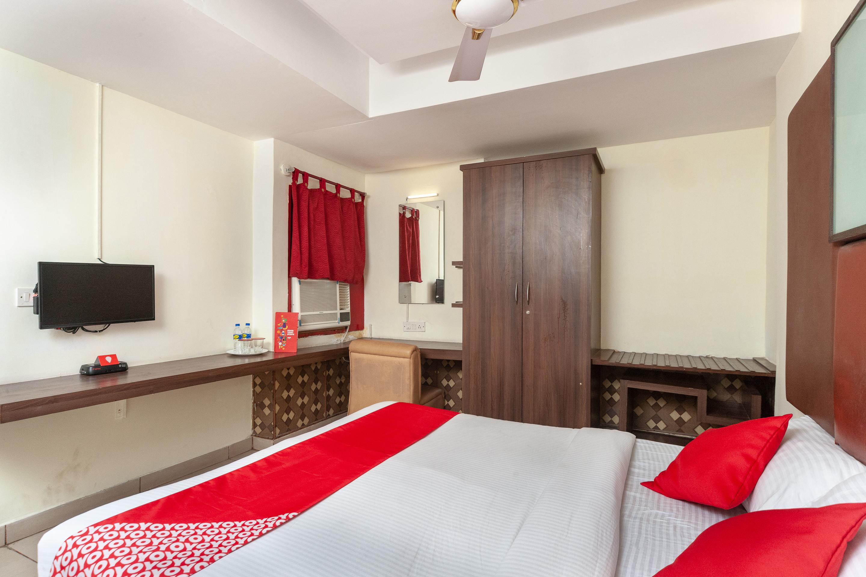 Hotel Fabexpress Marigold I Nuova Delhi Esterno foto