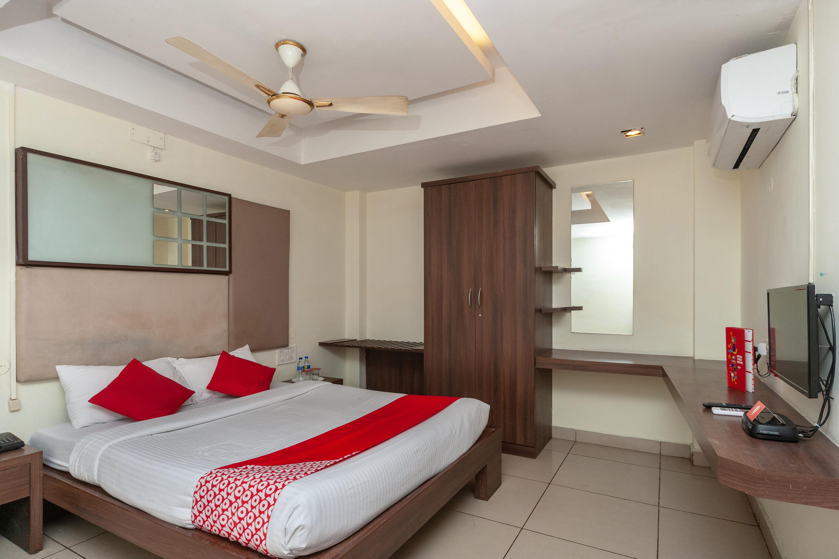 Hotel Fabexpress Marigold I Nuova Delhi Esterno foto