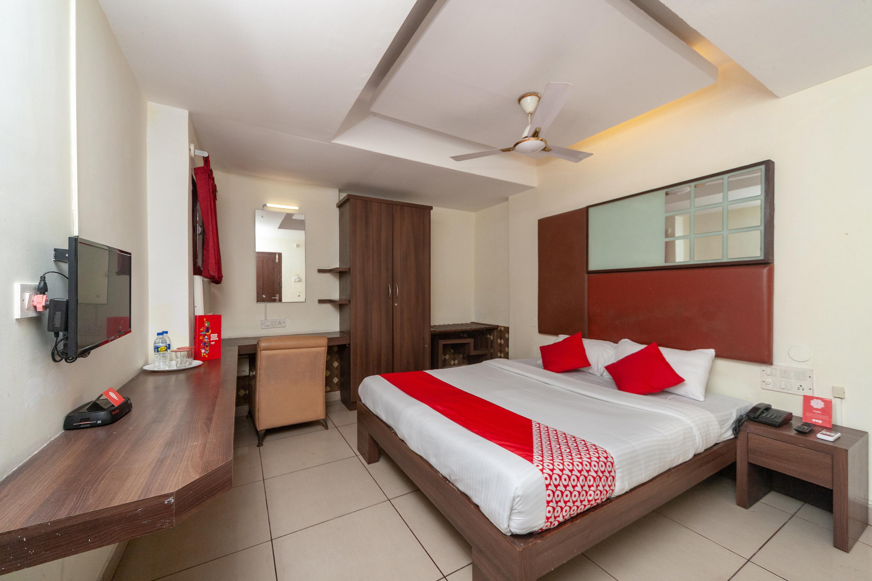 Hotel Fabexpress Marigold I Nuova Delhi Esterno foto