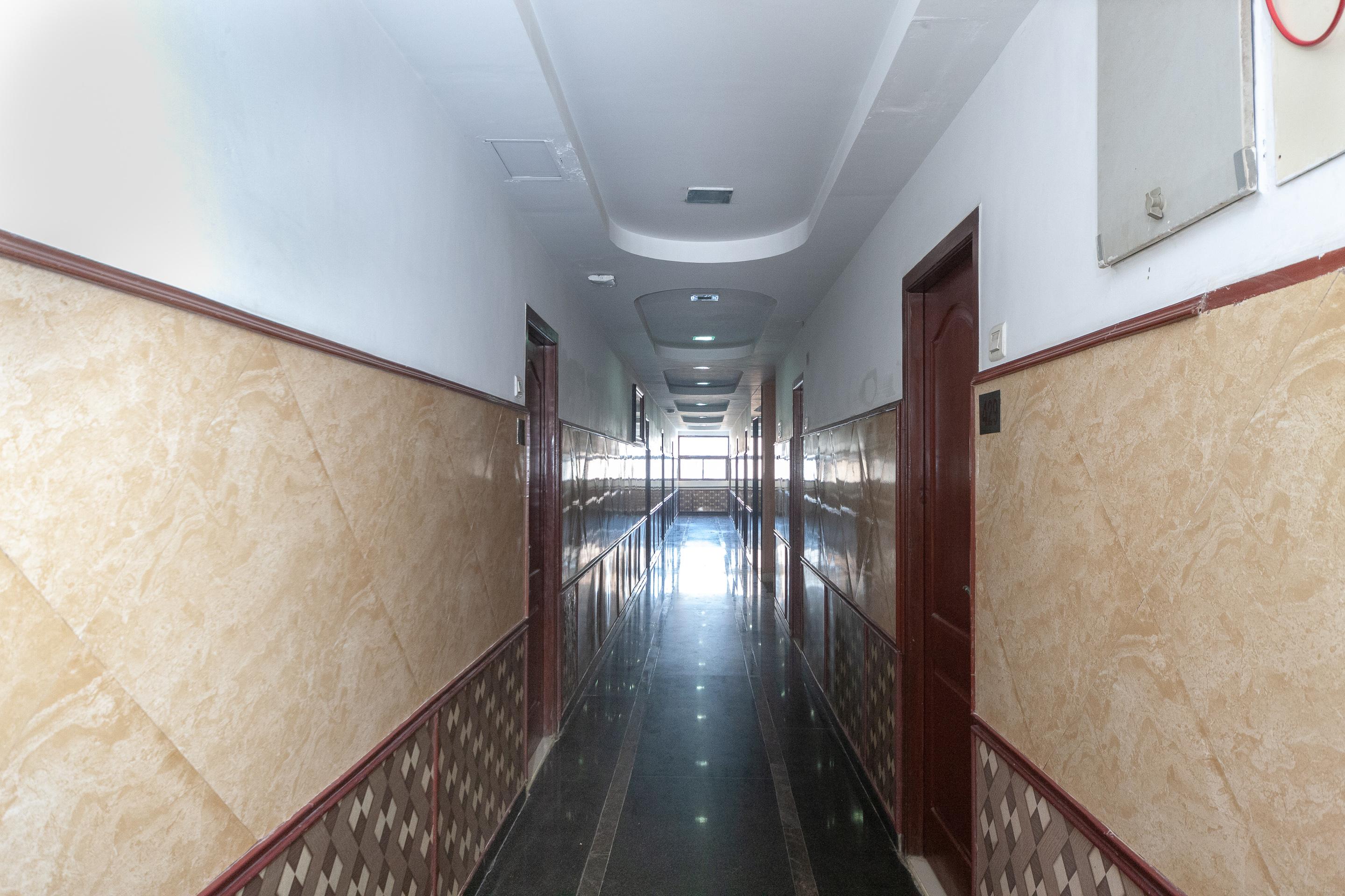 Hotel Fabexpress Marigold I Nuova Delhi Esterno foto